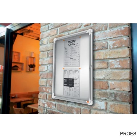 Gablota magnetyczna wewnętrzna Nobo Premium Plus 4xA4 1902557 Gablota magnetyczna wewnętrzna Nobo Premium Plus 4xA4 1902557