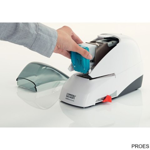 Zszywacz elektryczny Supreme 5050e czarny 50 kartek RAPID 20993212 (X) Zszywacz elektryczny Supreme 5050e czarny 50 kartek RAPID 20993212 (X)