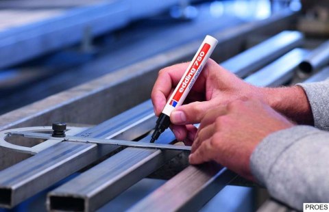 Marker lakierowy 2-4mm 750 czerwony EDDING końcówka okrągła Marker lakierowy 2-4mm 750 czerwony EDDING końcówka okrągła