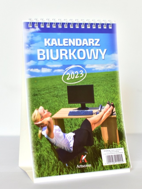 Kalendarz stojący biurkowy 2025 A5 pionowy Kalendarz stojący biurkowy 2025 A5 pionowy