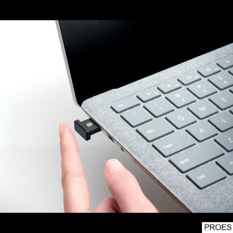 Zabezpieczenie z czytnikiem linii papilarnych Kensington VeriMark Guard USB-A K64708WW Zabezpieczenie z czytnikiem linii papilarnych Kensington VeriMark Guard USB-A K64708WW